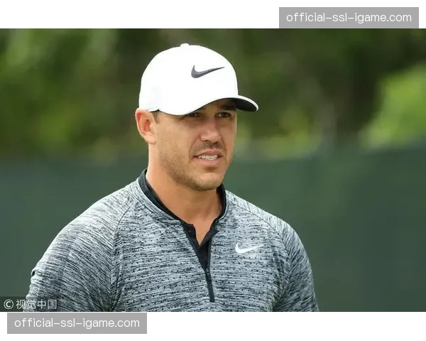 前世界第一布鲁克斯·科普卡接受膝盖微创手术，休战六周