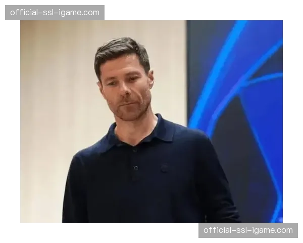 多家媒体确认,无论欧冠结果如何,哈维·阿隆索下赛季都将留在勒沃库森 多家媒体确认,无论欧冠结果如何,哈维·阿隆索下赛季都将留在勒沃库森