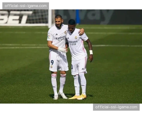 维尼修斯独家专访：谈论对阵种族主义的长久斗争与个人成长